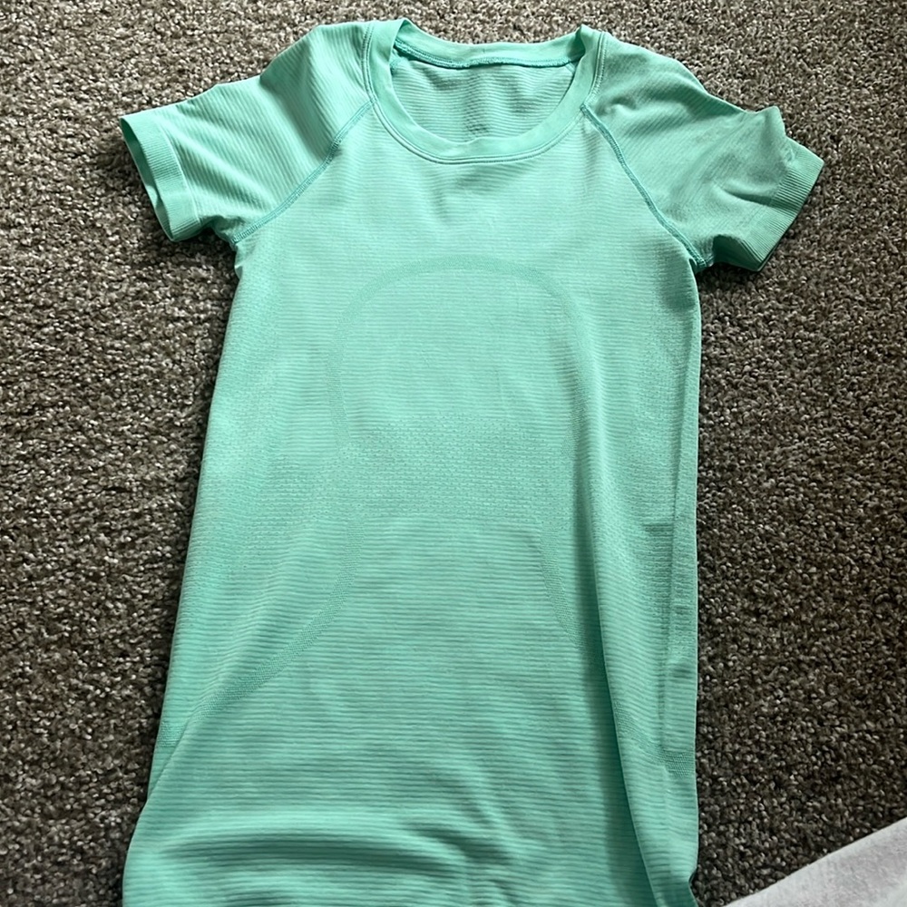 mint green lulu lemon swiftly tech